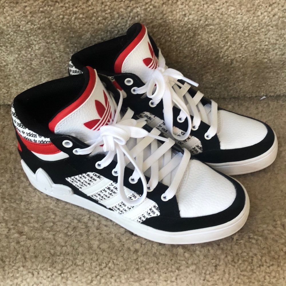 Adidas sneaker